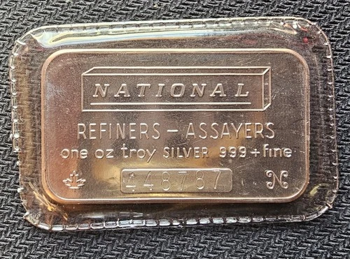 Vintage National Refiners Assayers Canada 1 Oz .999+ Fine Silver Bar SN 448787
