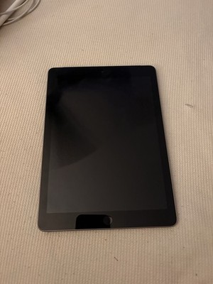 iPad 6th Gen WiFi and Cellular Option 32GB Space Gray