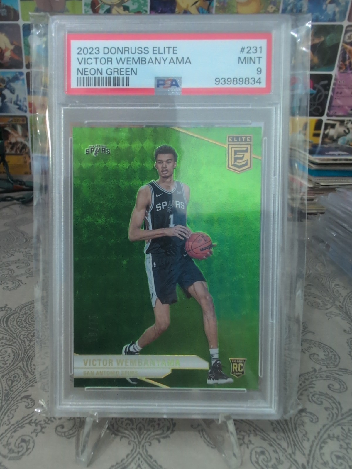 2023-24 Donruss Elite - Rookies Victor Wembanyama #231 Neon Green /75 (RC)