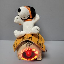 Halloween Snoopy Flying Doghouse Peanuts Theme Song Messages on Propellors-Works
