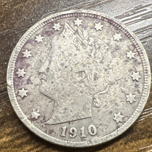 1910 Liberty Head Nickel - Actual Coin Shown Free Shipping - Picture 1 of 2