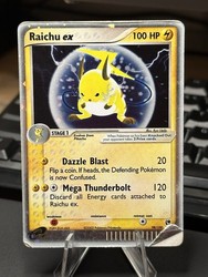 Raichu ex 98/100 EX Sandstorm Holo Ultra Rare