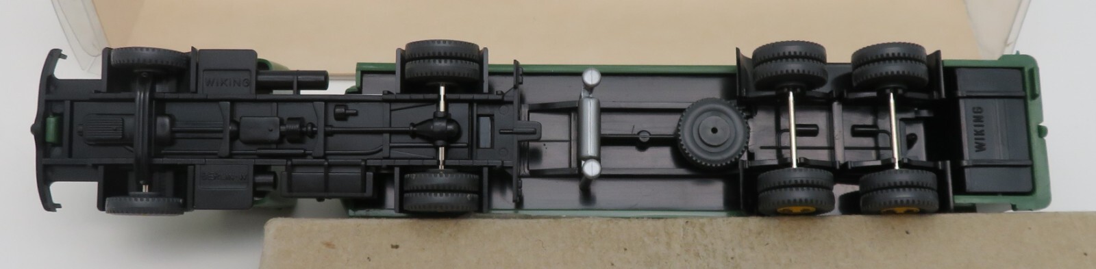 Picture 7 of 9