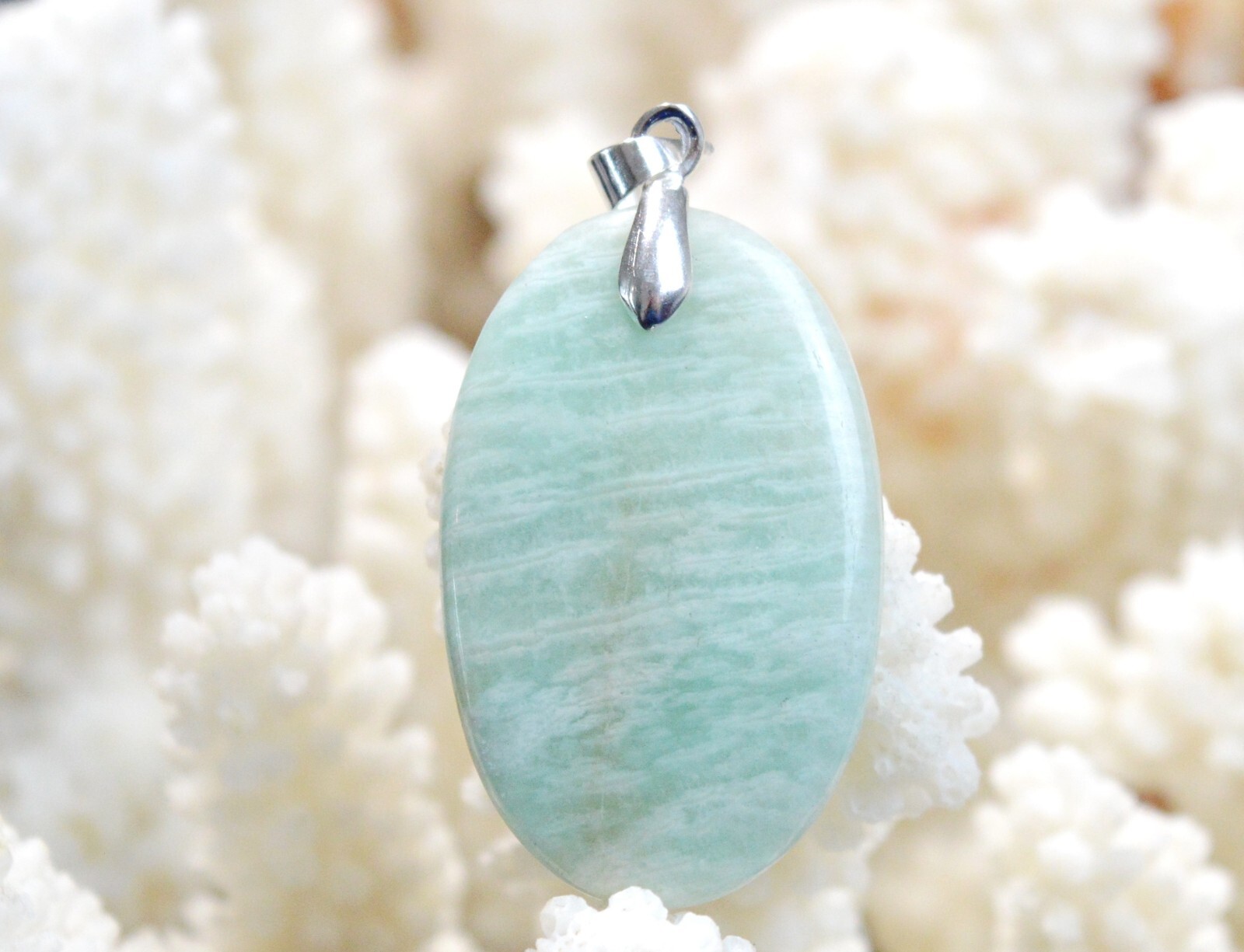 Amazonite 32 carats pendentif cabochon pierre naturelle Brésil bijoux lithothérapie vert bleu