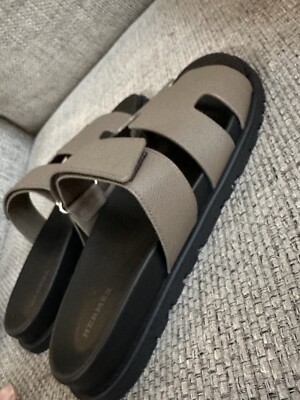 Size 41.5EU NIB Hermès ETOUPE Epsom Calfskin Men display picture 2
