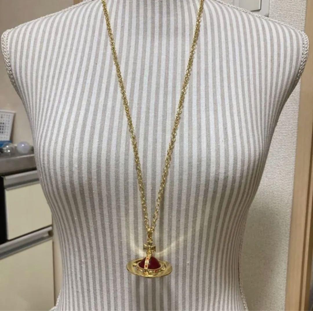 Vivienne Westwood Small Orb Necklace Gold and Red w Vivienne Westwood Small Orb Necklace Gold and Red w