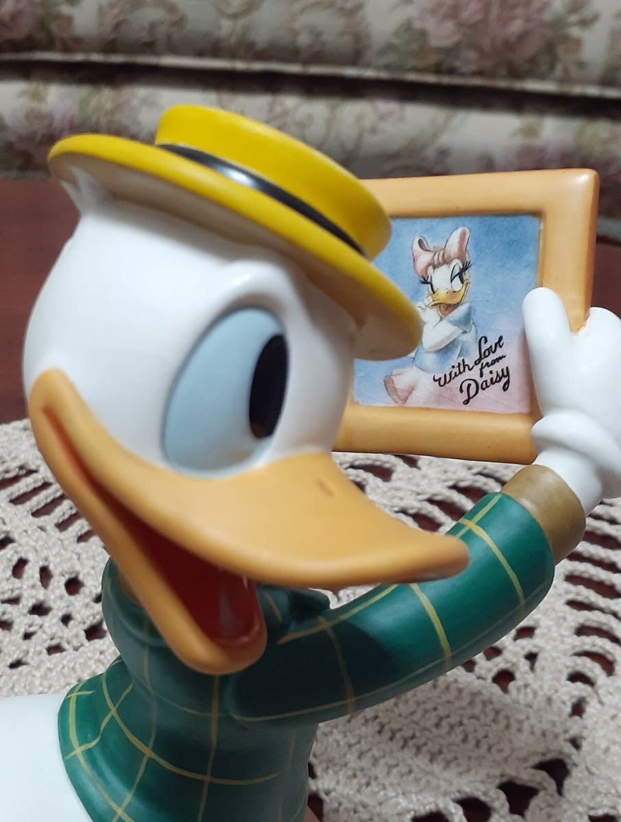 Disney~WDCC~MR. DUCK STEPS OUT~UNCLE DONALD~WITH LOVE FROM DAISY
