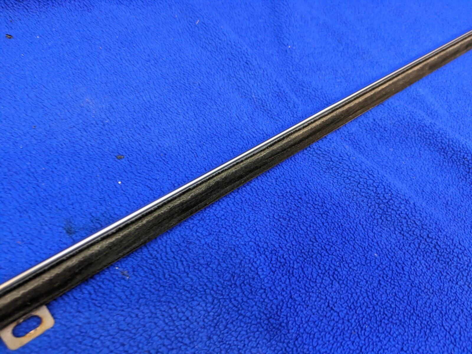 2006-12 Bentley Flying Spur Front Right Lower Window Door Trim Chrome strip oem