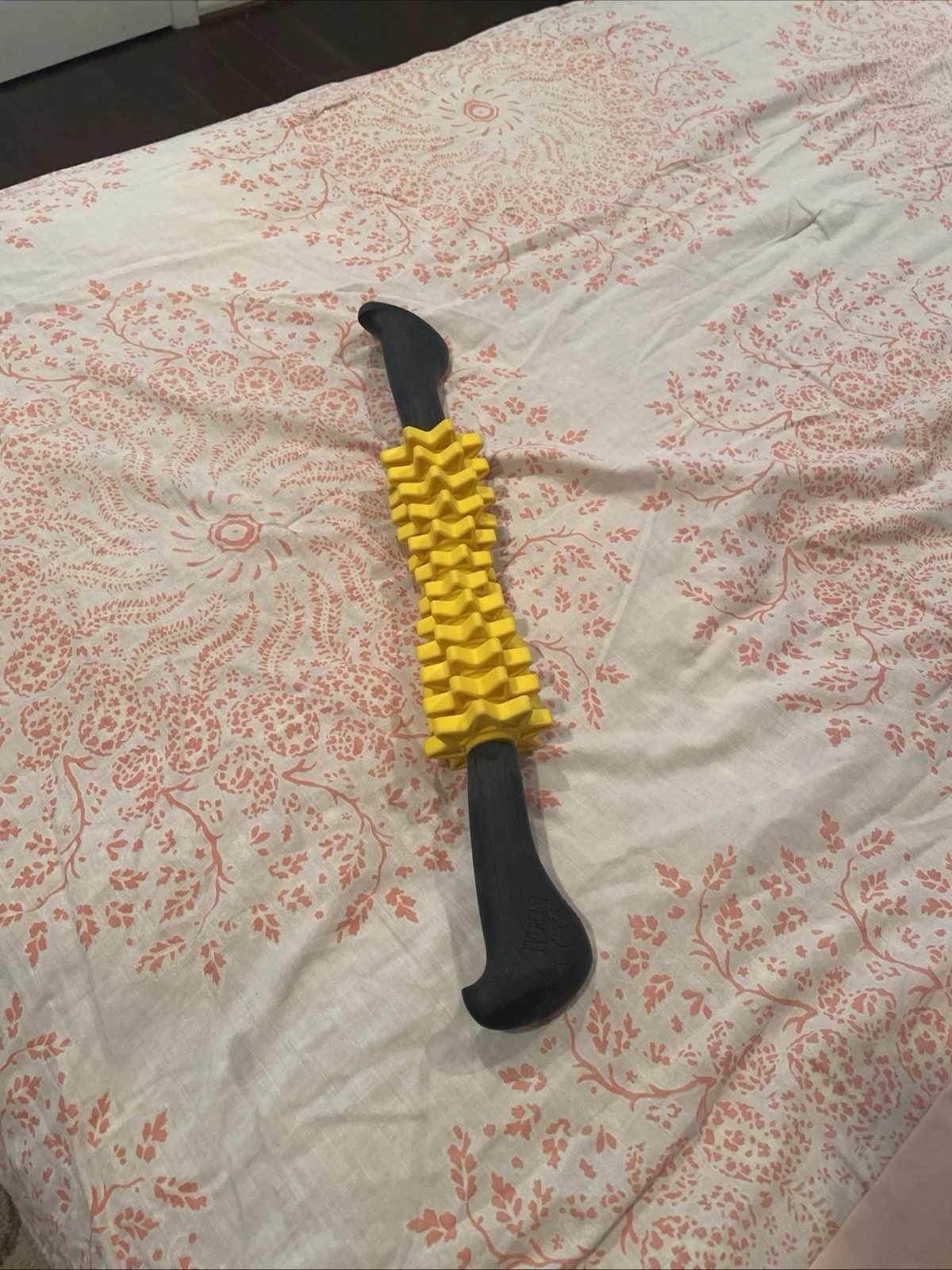 TriggerPoint GRID STK Handheld Foam Roller Body Massage Muscle Relaxer Yellow