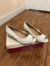 naturalizer white wedge open toe heels