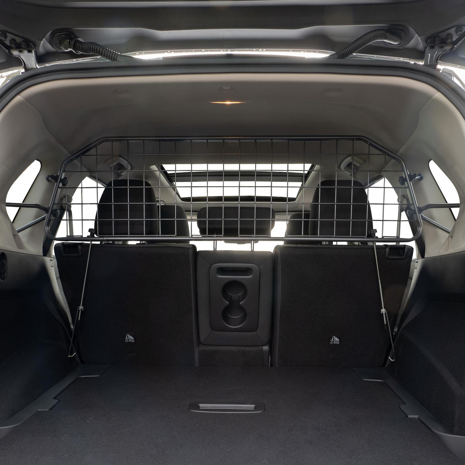 Travall Dog Guard for Nissan X-Trail 2021- Heavy Duty Tailored Fit Boot Barrier