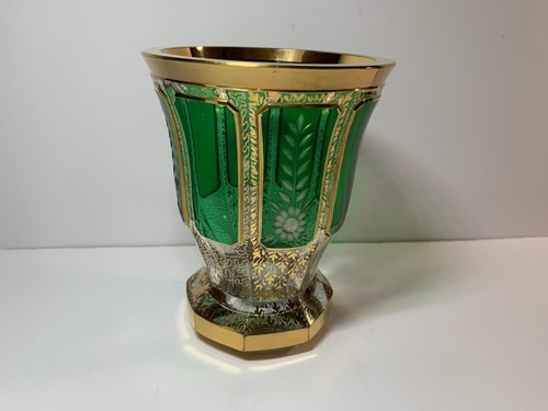 Moser Bohemian Czech Gold & Emerald Green Engraved Flowers Cabochon Glass Vase - Picture 5 of 13