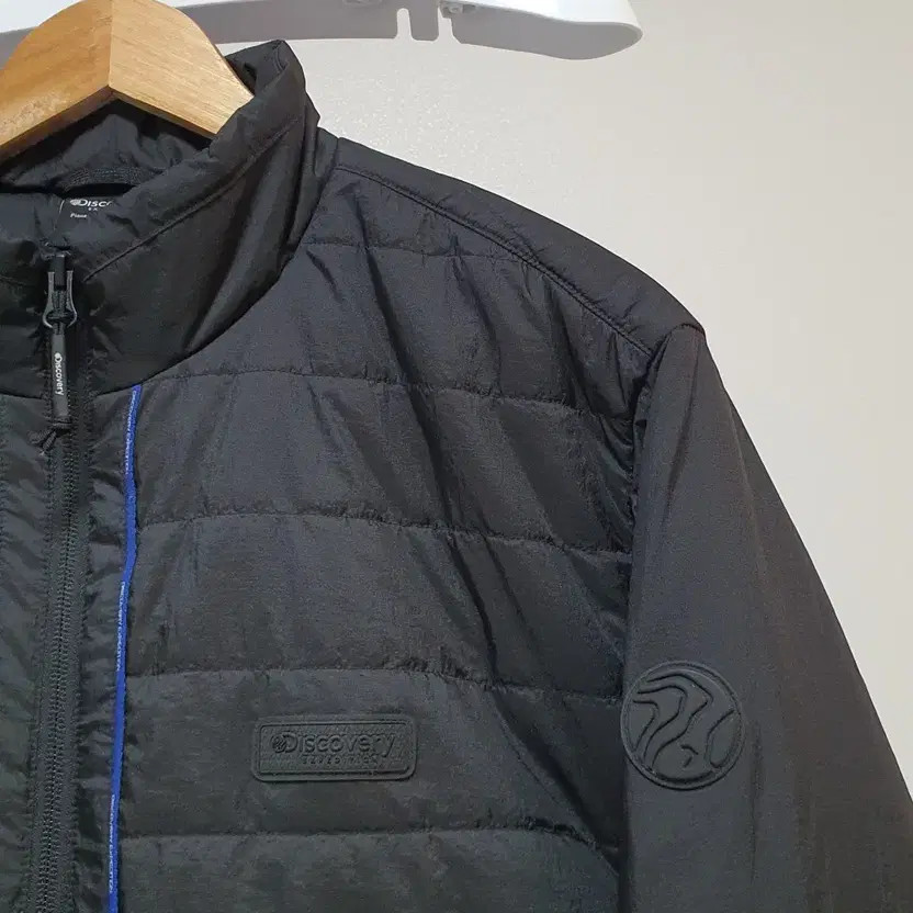 Discovery Lightweight Functional Padded Jacket Si… - image 3