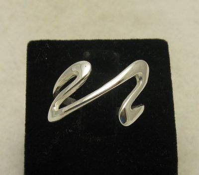 Stilvoll Sterling Silber Ring Solide Punziert 925 R000410 EMPRESS