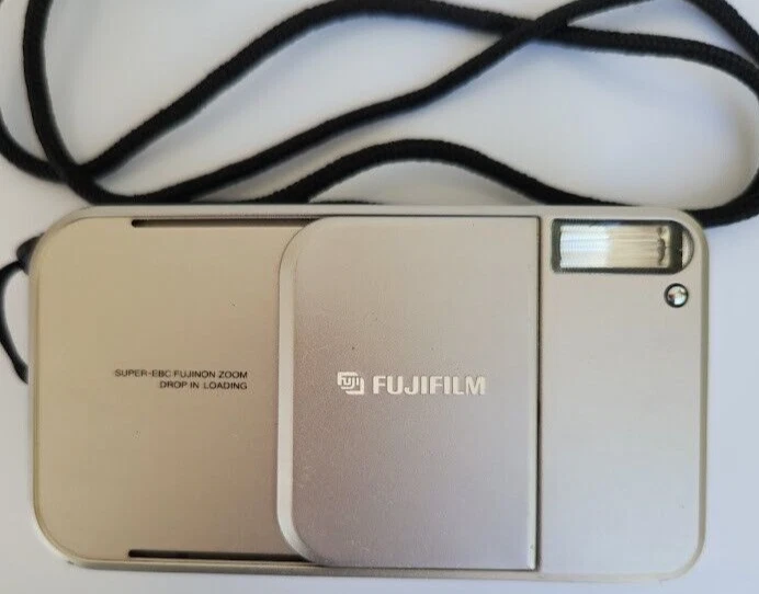 Fujifilm Tiara Zoom 35mm Point & Shoot Film Camera From JAPAN