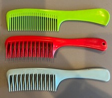Lot of 3 Vintage Plastic Hair Combs Tangle Tamer  Wet Hair Comb Retro Haircare