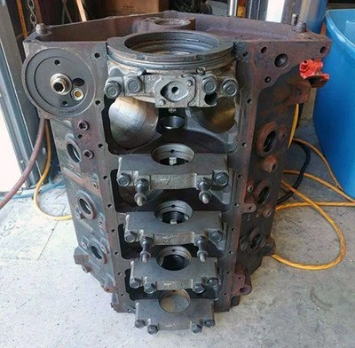 This block is missing necessary components like the intake manifold and distributor.