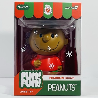 New In Box Super7 Fun! Fun! Christmas Peanuts Snoopy Franklin Christmas Figure