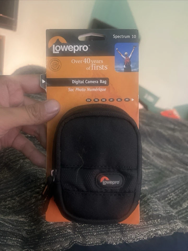 Lowepro Spectrum 10 Black Compact Digital Camera Case Bags  (10 Bag Bundle) - Image 2 of 4