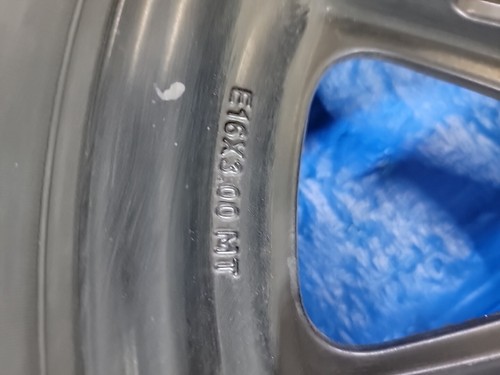 HARLEY DAVIDSON DYNA SOFTAIL AND SPORTSTER 883-1200 CAST REAR RIM WHEEL 16" OEM. - Picture 8 of 15