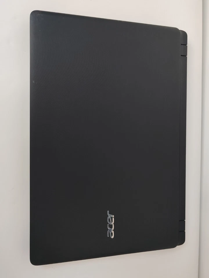 NOTEBOOK ACER ASPIRE ES1-523 AMD A8-7410 8GB RAM 256GB SSD WIN11 WEBCAM - Immagine 4 di 4