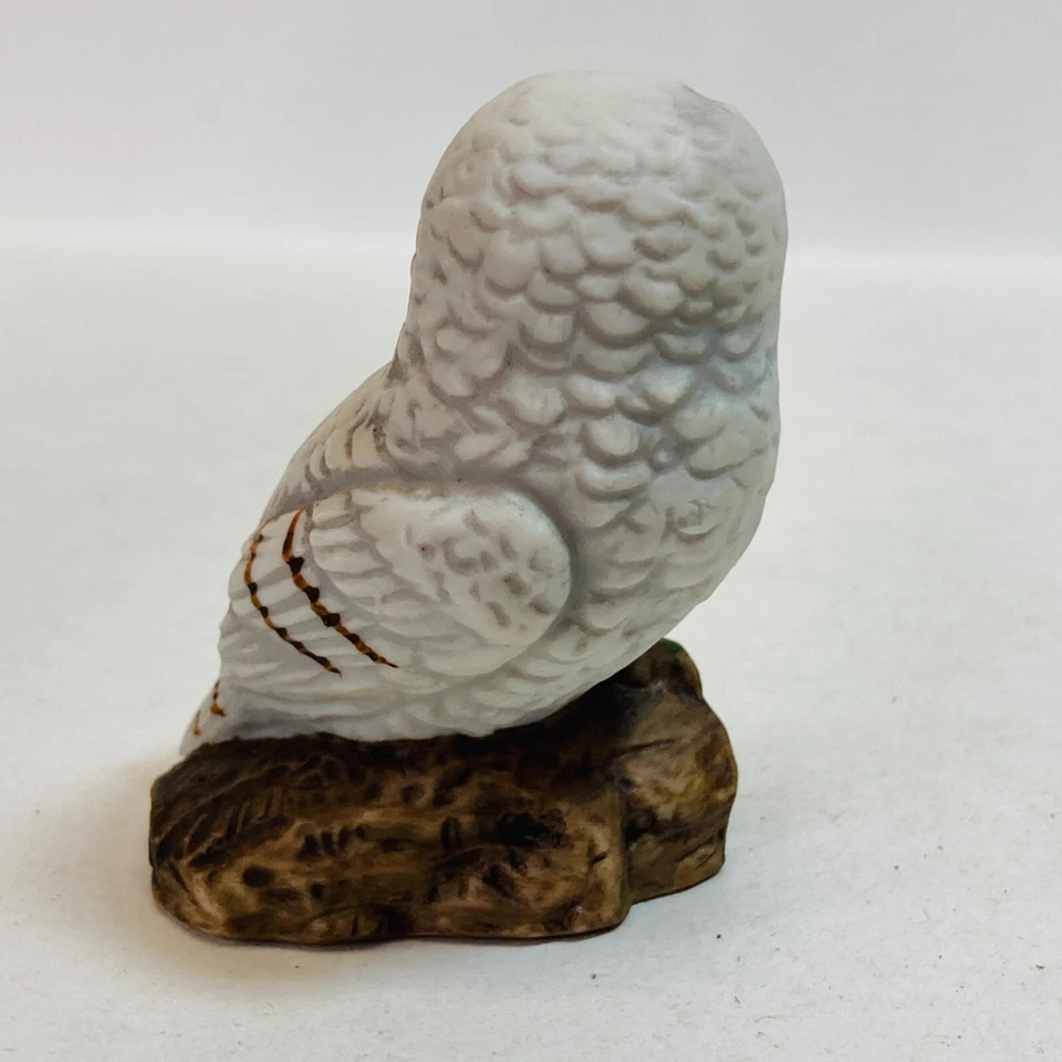 Vintage Owl Ceramic Snowy White Small Unbranded ? as is - Image 2 of 4