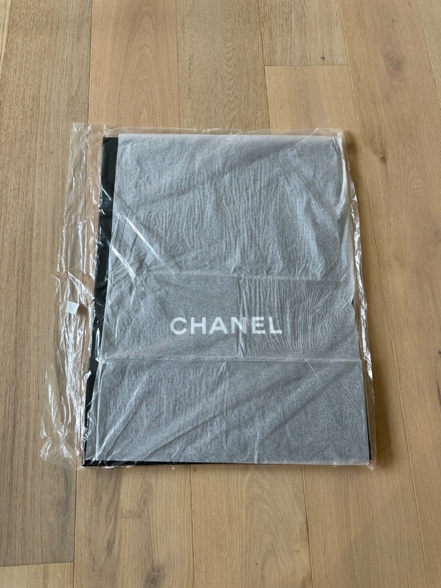 New XL Auth Chanel Black Magnetic Gift Box for 25 19 22