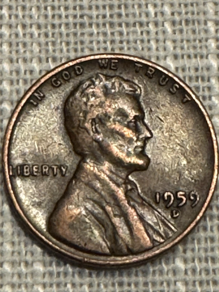 1959 “D” Mint Lincoln penny error, “L” in Liberty is on Rim. Rare US Coin Errors - Image 2 of 4