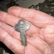 Vintage Shwayder Bro Samsonite Luggage Steel Flat Key #1238