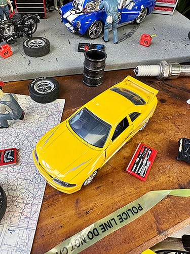 Jada Fast & Furious Diecast 1/32 Nissan Skyline GTR Lego Model Car - Picture 5 of 10