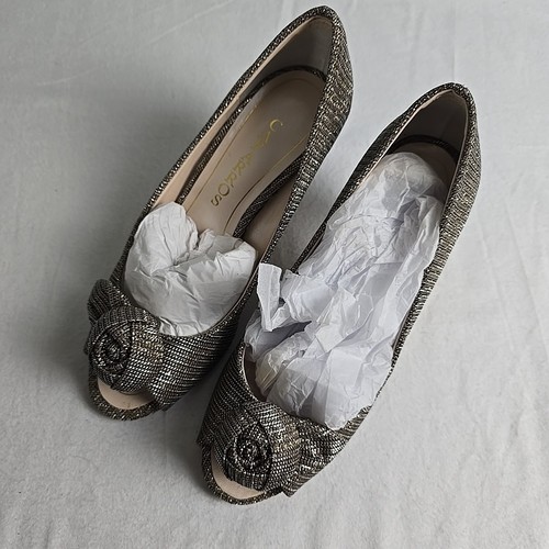 Caparros Heels Womens 7.5B Pumps Floral Sparkly Gold Silver Cocktail Wedding