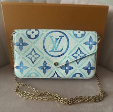 beautiful Louis Vuitton Pochette Felicie storage bag