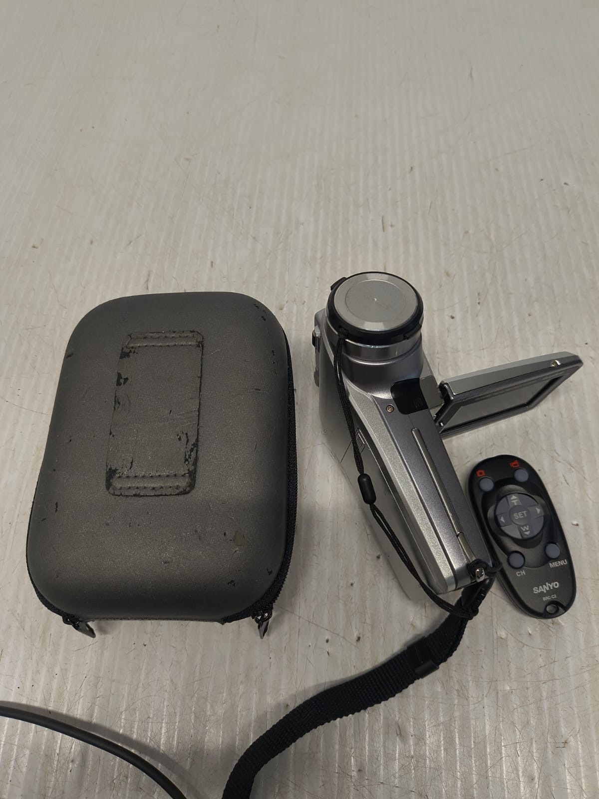 Xacti Sanyo HD1A  High Definition Movie 5.1 Mega Video Camer