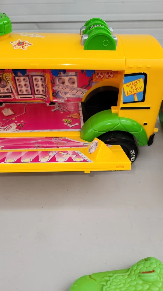 Vintage 1992 TMNT Teenage Mutant Ninja Turltes Rock n Roll Muta Bus Incomplete - Image 2 of 4
