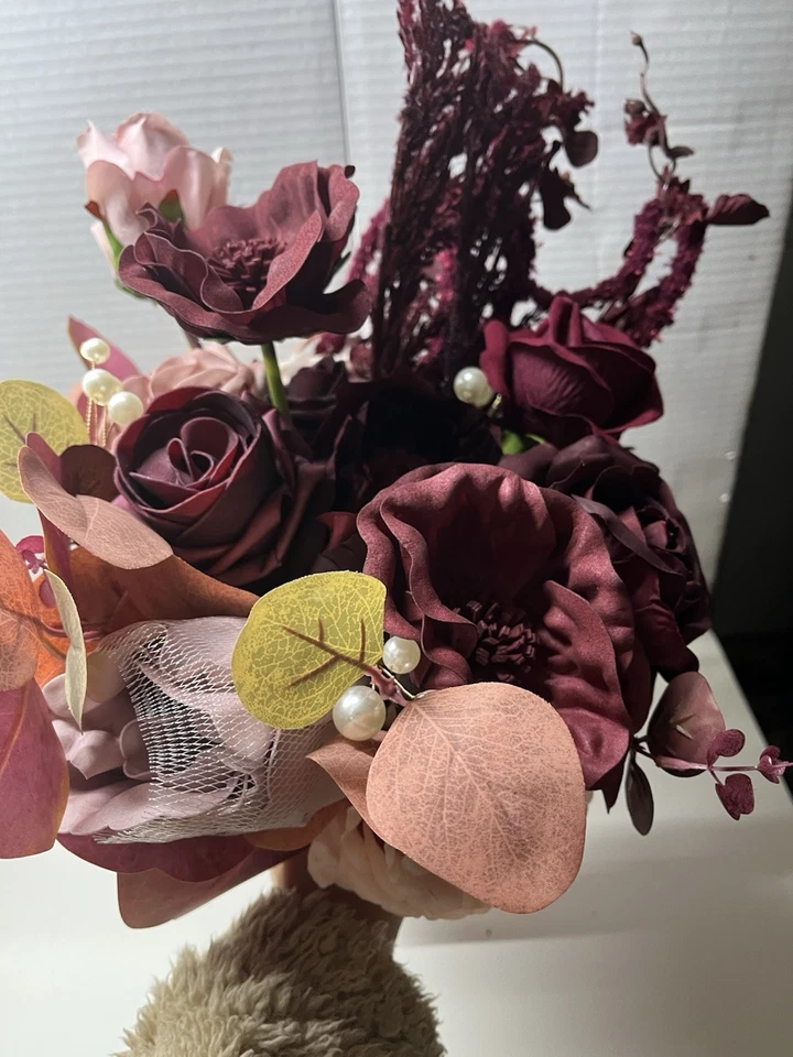 "Ramo para boda Ling's Moment 11"" borgoña"  Foto 2 de 4