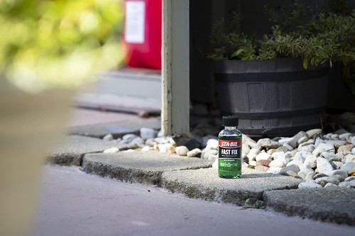 STA-BIL Fast Fix Small Engine Treatment - Cleans Carbs 4 Fl Oz (Pack of 1) - Picture 8 of 12