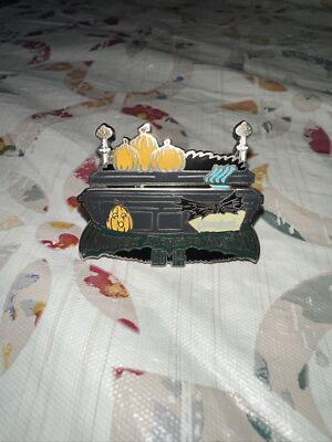 Disney Haunted Mansion Holiday 2014 Jack Skellington Coffin Pin
