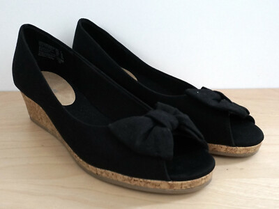 AMERICAN EAGLE Girls Black Fabric Bow Tie Cork Wedge Open Toe Heels Size 4