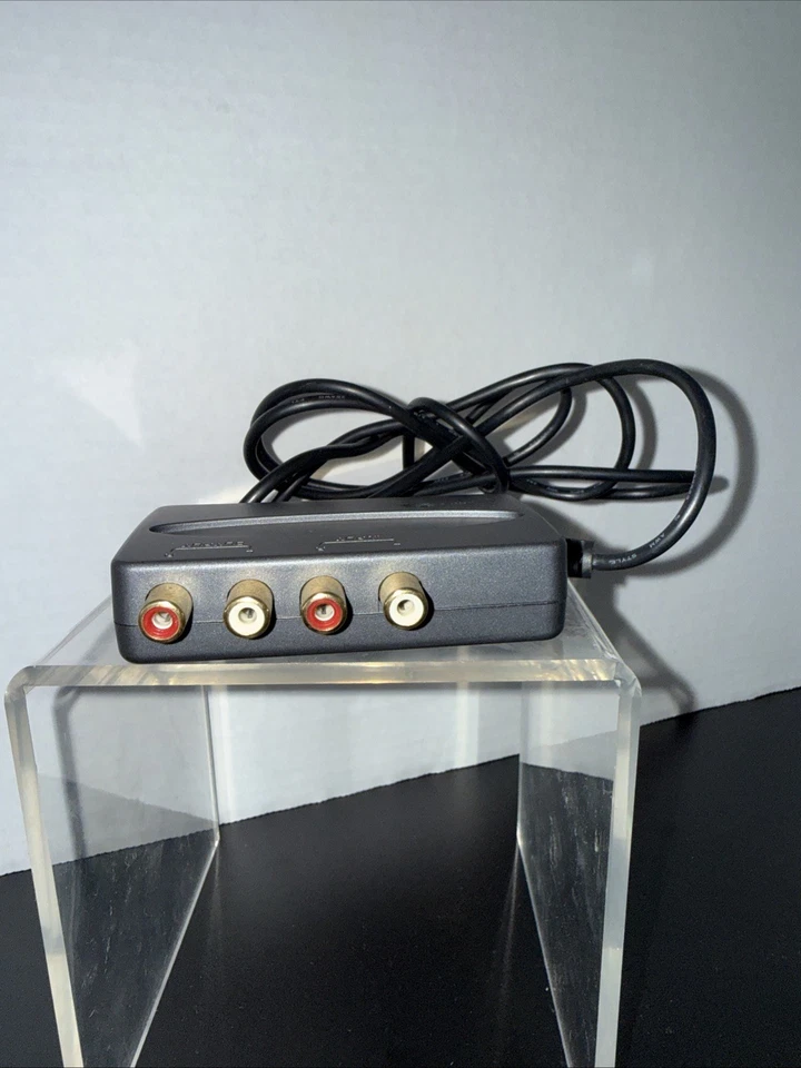 Behringer UCA200 U-Control USB Audio Interface - Image 2 of 3