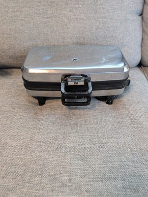 Vintage Vitantonio Belgian Waffler, Model 550 Waffle Maker/ Iron, Chrome, 900W
