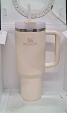 Stanley The Flowstate Quencher H2.0 Becher 40oz, Farbe Creme Ausverkauf C1