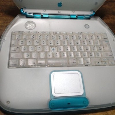 Apple iBook Clamshell Blueberry M2453 - For Parts or Repair - Junk Condition