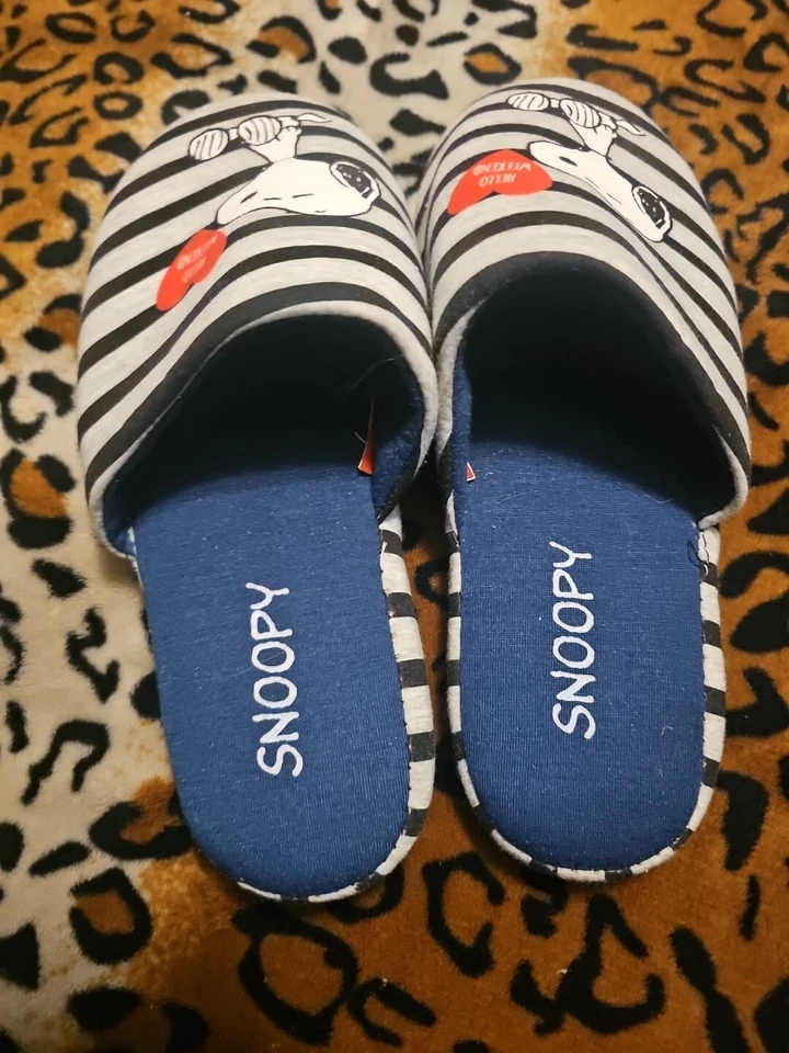 史努比花生拖鞋条纹心形懒人鞋女式全新无标签 3/4 码 — 第 2/3 张图片