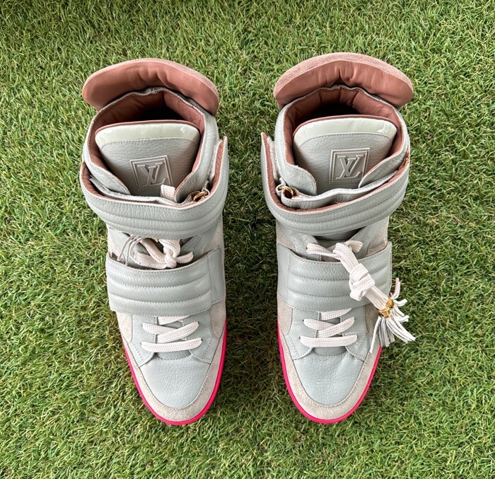 Size 12 LV / 14 US - Louis Vuitton Kanye West x Louis Size 12 LV / 14 US - Louis Vuitton Kanye West x Louis