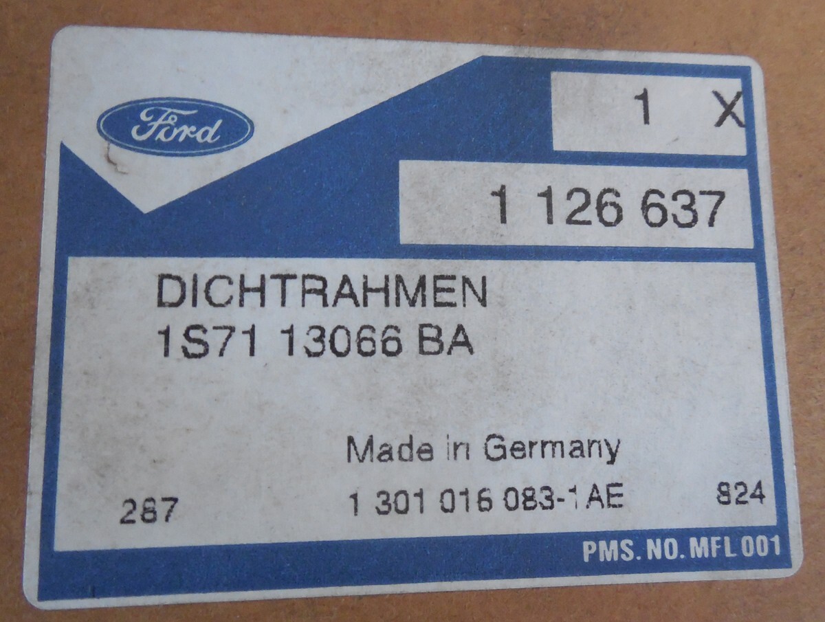 Ford Mondeo Dichtrahmen Scheinwerfer rechts 00-07 Finis 1126637 