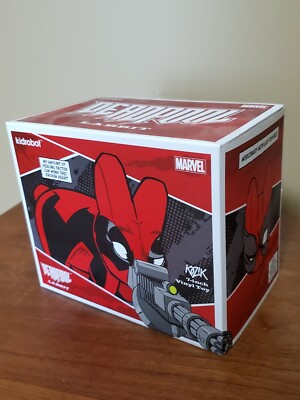 Marvel Deadpool Labbit 7 inch Vinyl Figure by Kidrobot