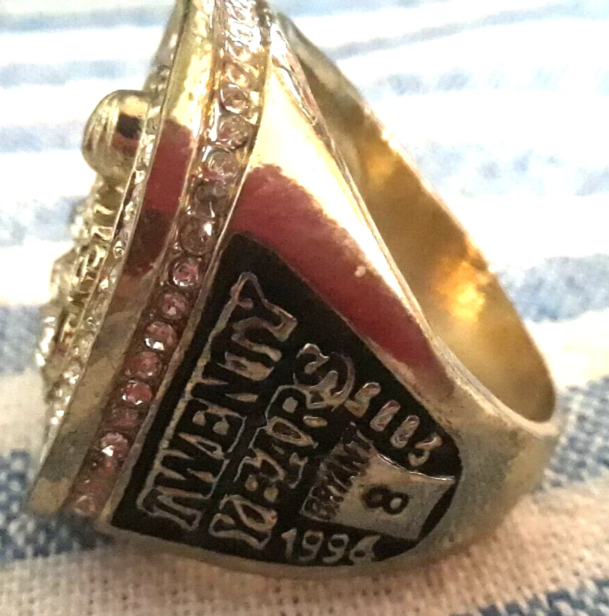 Kobe bryant deals engagement ring