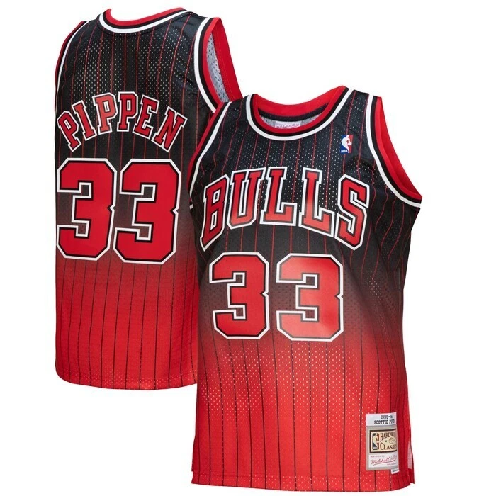 Shop Chicago Bulls Scottie Pippen Autographed Black Authentic Mitchell &  Ness 1995-96 Hardwood Classics Swingman Jersey Size L