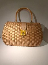 vintage 1950-60s Gaymode wicker-like handbag purse lucite Latch  Handle