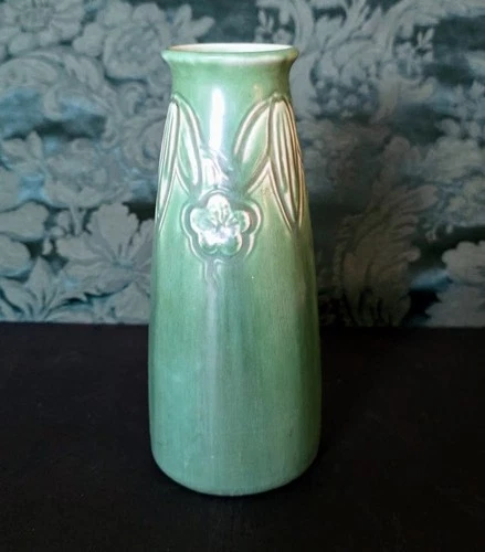 ROOKWOOD Art Pottery 1928 Green Vase # 2108 6.5 Inches Tall Clear RW Mark